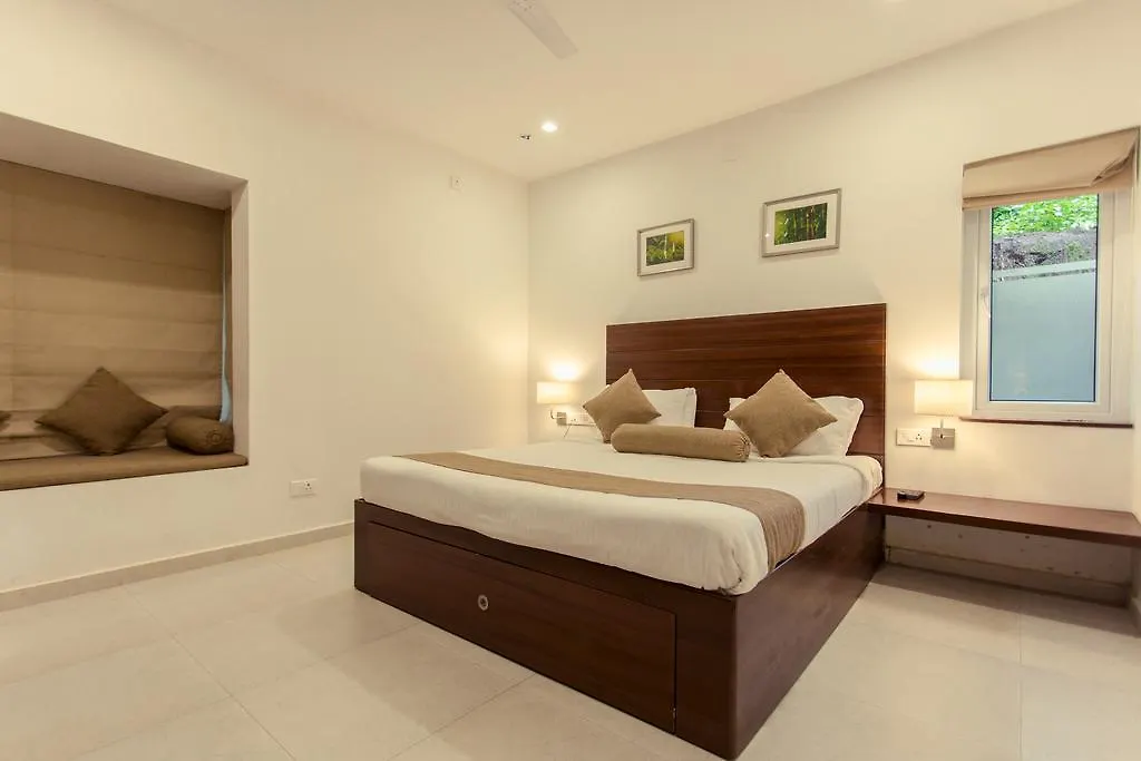 Crayons Guest House Munnar