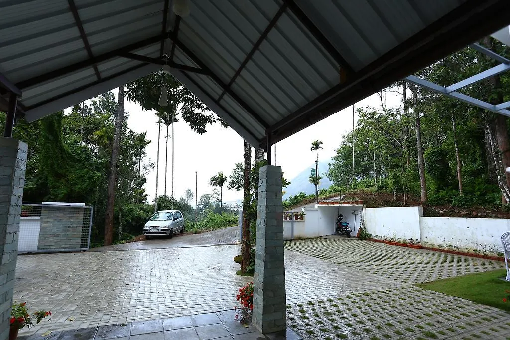 Crayons Guest House Munnar