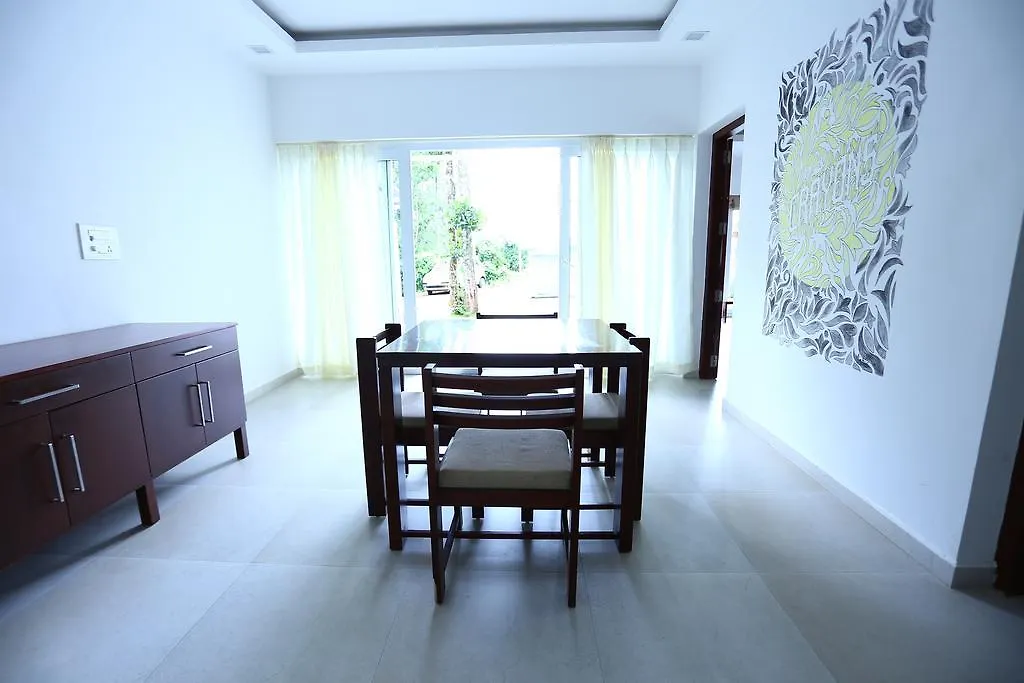 Crayons Guest House Munnar