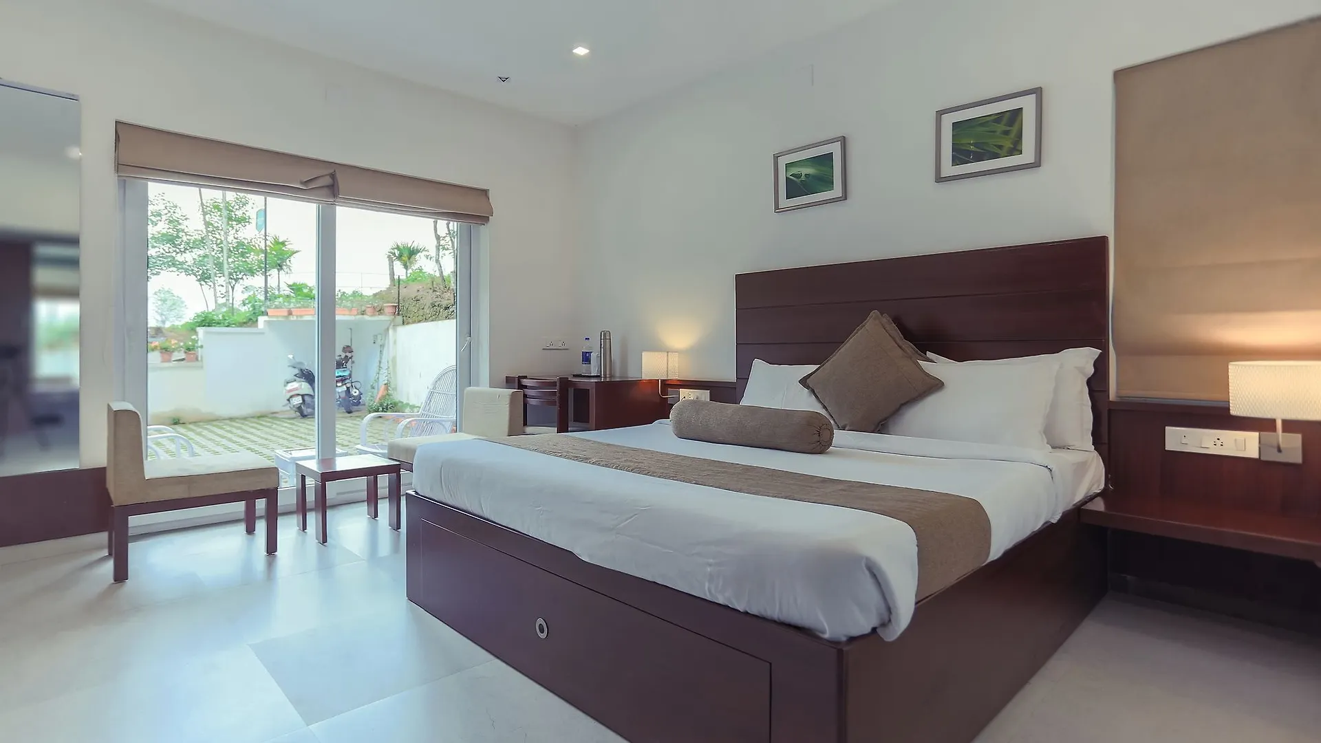 Crayons Guest House Munnar Indie