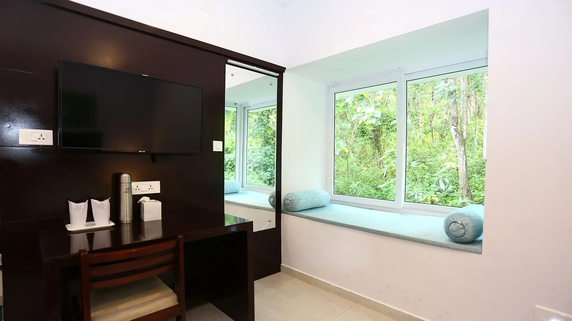 ***  Crayons Guest House Munnar Indie