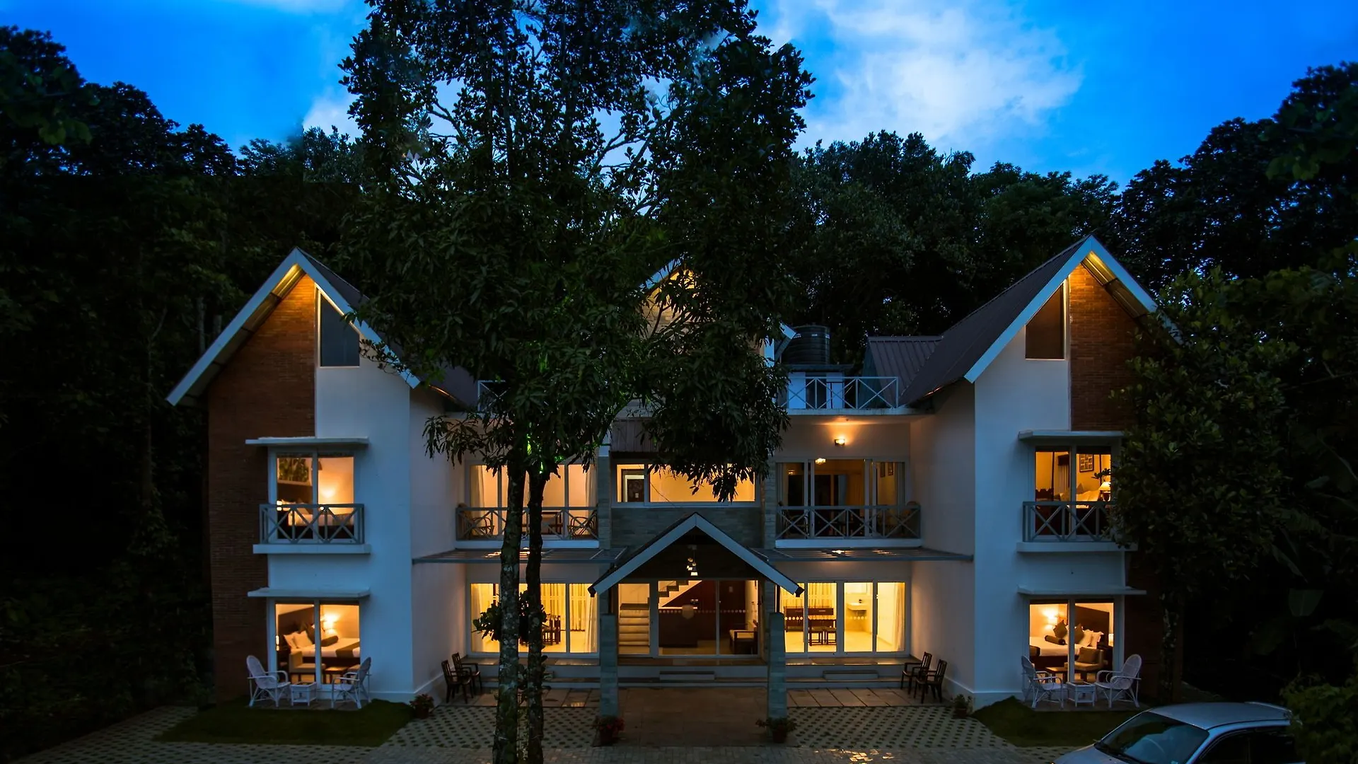 ***  Crayons Guest House Munnar Indie